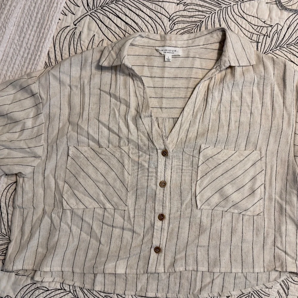 Cropped button down - Picture 1 of 3